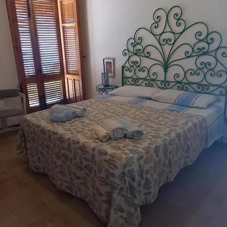 Casa Garibaldi 雷妮